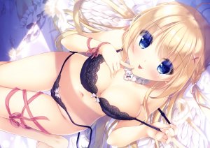 ゆき恵,原创,裸足,金发,碧眼,脸红,bra,露胸,cleavage,cross,羽毛,长发,露脐,胖次,缎带,下着,翅膀,scan