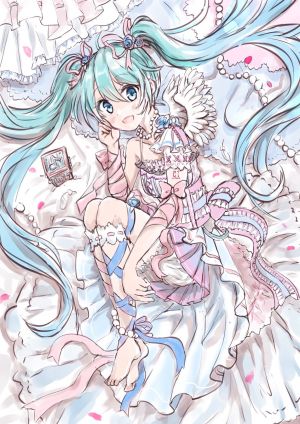 初音ミク,VOCALOID,shouga,露肩,裸足,灯笼裤,碧眼,发饰,长发,视线正对,横臥,オビ,開いた口,花瓣,缎带,衬衫,短裙,笑顔,single,双马尾,下着,翅膀