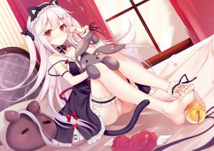 逆流茶会,朱鹭咲澪,原创,兽耳,裸足,铃,脸红,露胸,兔子,猫娘,cleavage,哥特萝莉,萝裙,长发,胖次,红色眼,双马尾,下着,白发